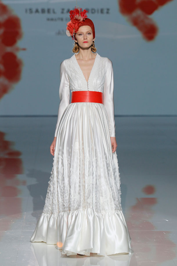 ilovebrides.pt Isabel Zapardiez 2018 Barcelona Bridal Fashion Week 2017